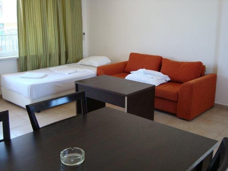 Sunny Forum Hotel