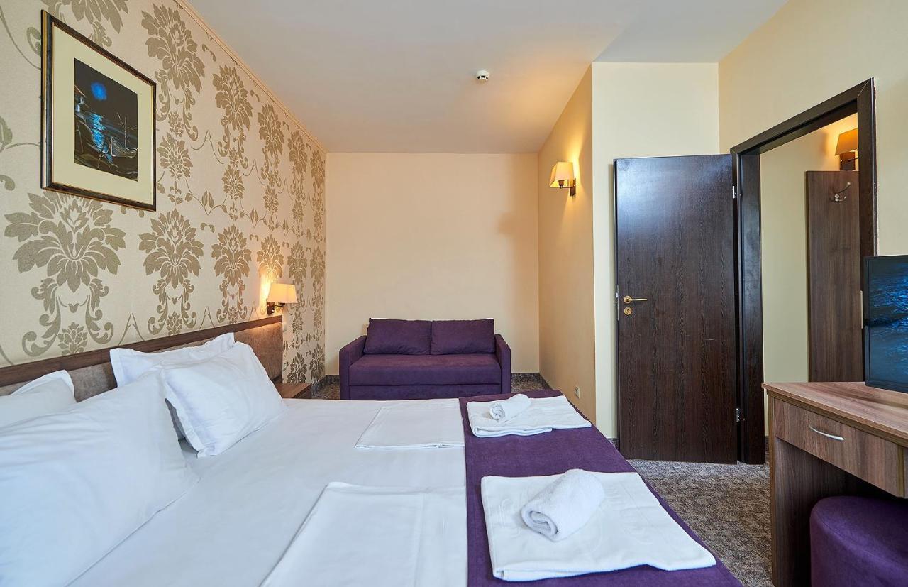 Sunny Forum Otel 4*